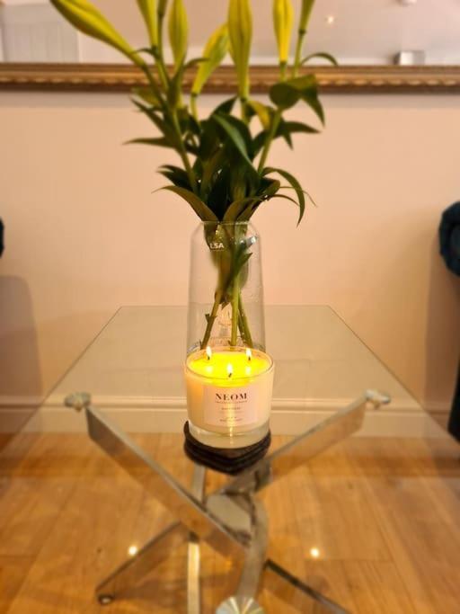 סקארבורו The Hideaway Luxury 5* 2 Bed Garden Apartment מראה חיצוני תמונה